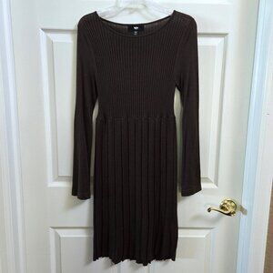 Mossimo Brown Ribbed Pleated Long Sleeve Midi Sweater Dress Size XS NWOT